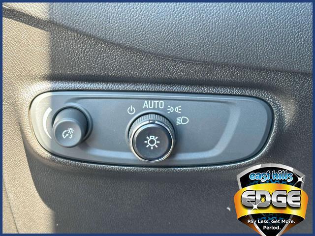 2022 Chevrolet Equinox Vehicle Photo in Roslyn, NY 11576