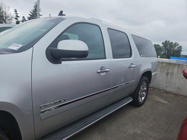 2012 GMC Yukon XL Vehicle Photo in PUYALLUP, WA 98371-4149