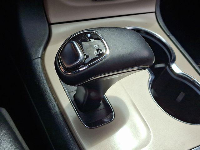 2015 Jeep Grand Cherokee Vehicle Photo in WATERTOWN, CT 06795-3318