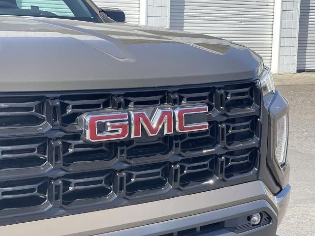 2024 GMC Canyon Vehicle Photo in TURLOCK, CA 95380-4918