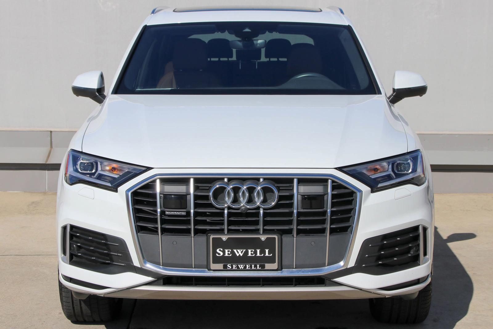 2024 Audi Q7 Vehicle Photo in SUGAR LAND, TX 77478