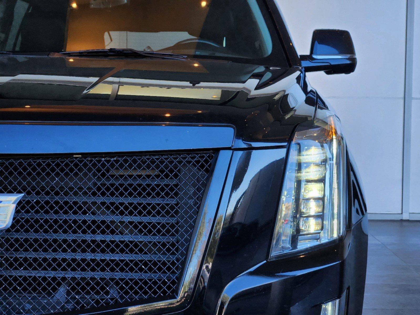 2017 Cadillac Escalade Vehicle Photo in HOUSTON, TX 77079-1502