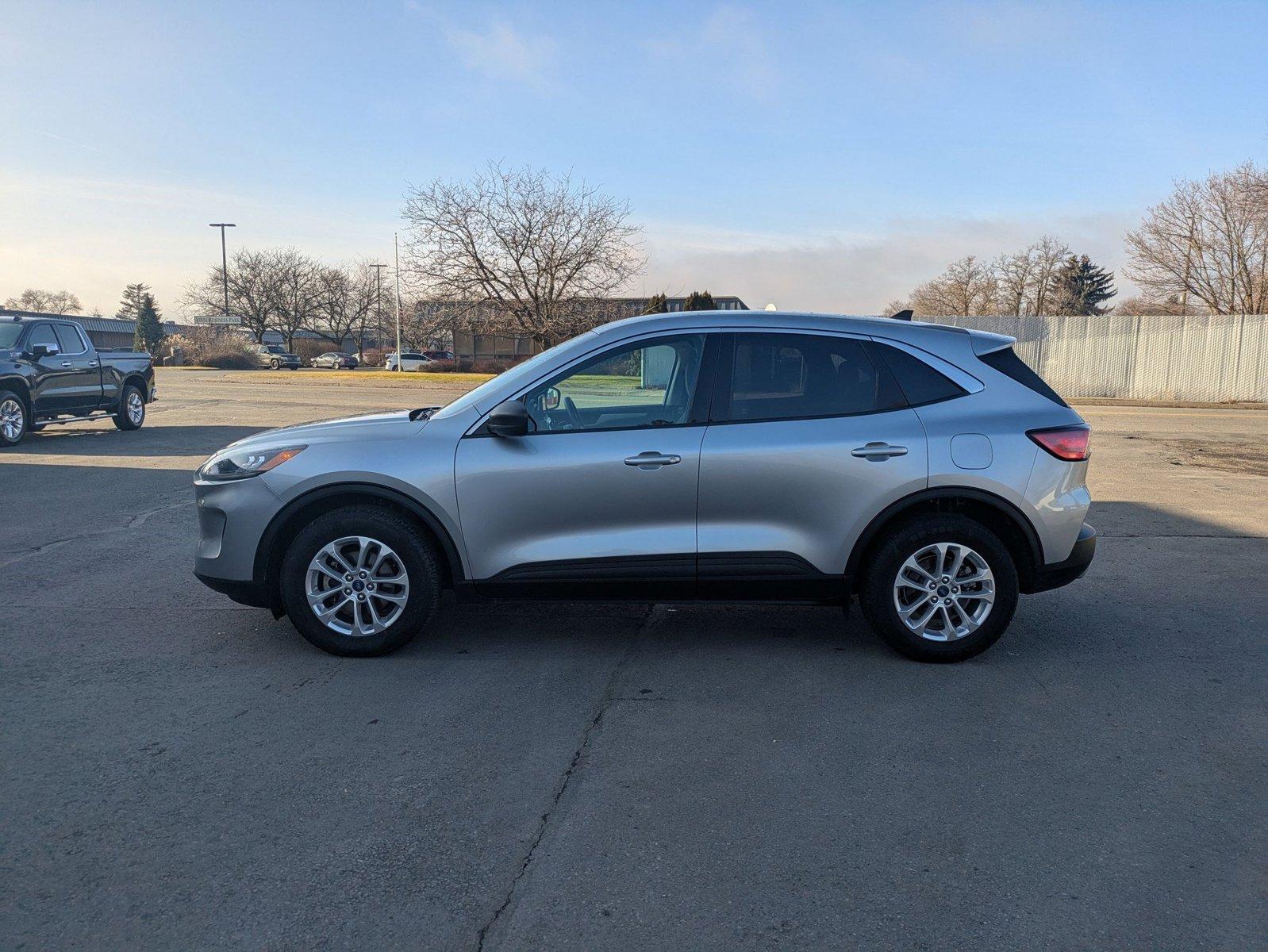 2022 Ford Escape Vehicle Photo in Spokane Valley, WA 99212