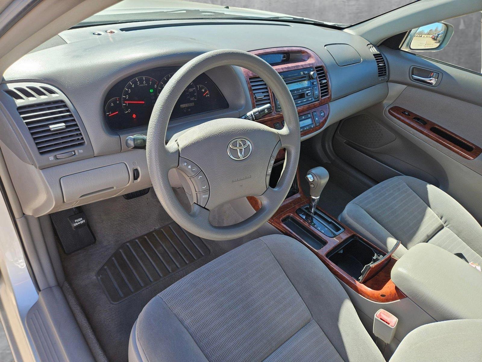 2005 Toyota Camry Vehicle Photo in NORTH RICHLAND HILLS, TX 76180-7199