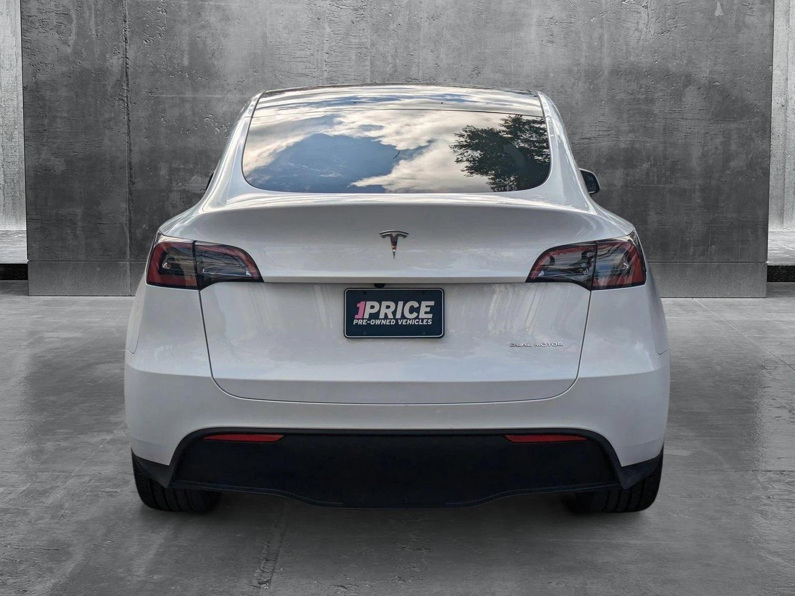 2023 Tesla Model Y Vehicle Photo in GREENACRES, FL 33463-3207