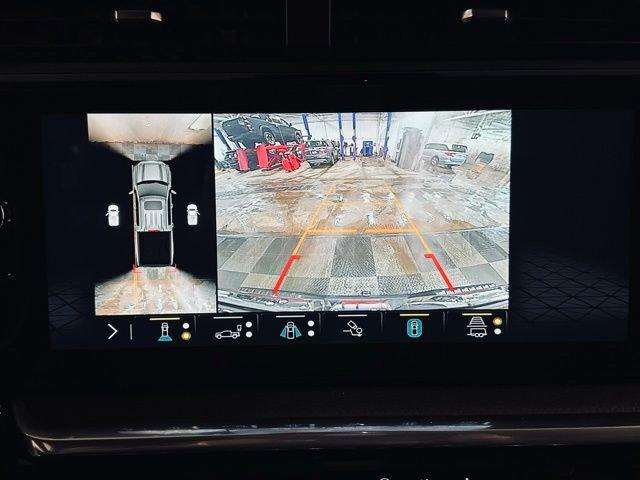 2023 GMC Sierra 1500 Vehicle Photo in MEDINA, OH 44256-9631
