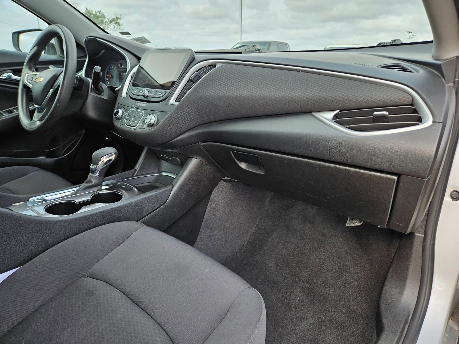 2022 Chevrolet Malibu Vehicle Photo in Seguin, TX 78155