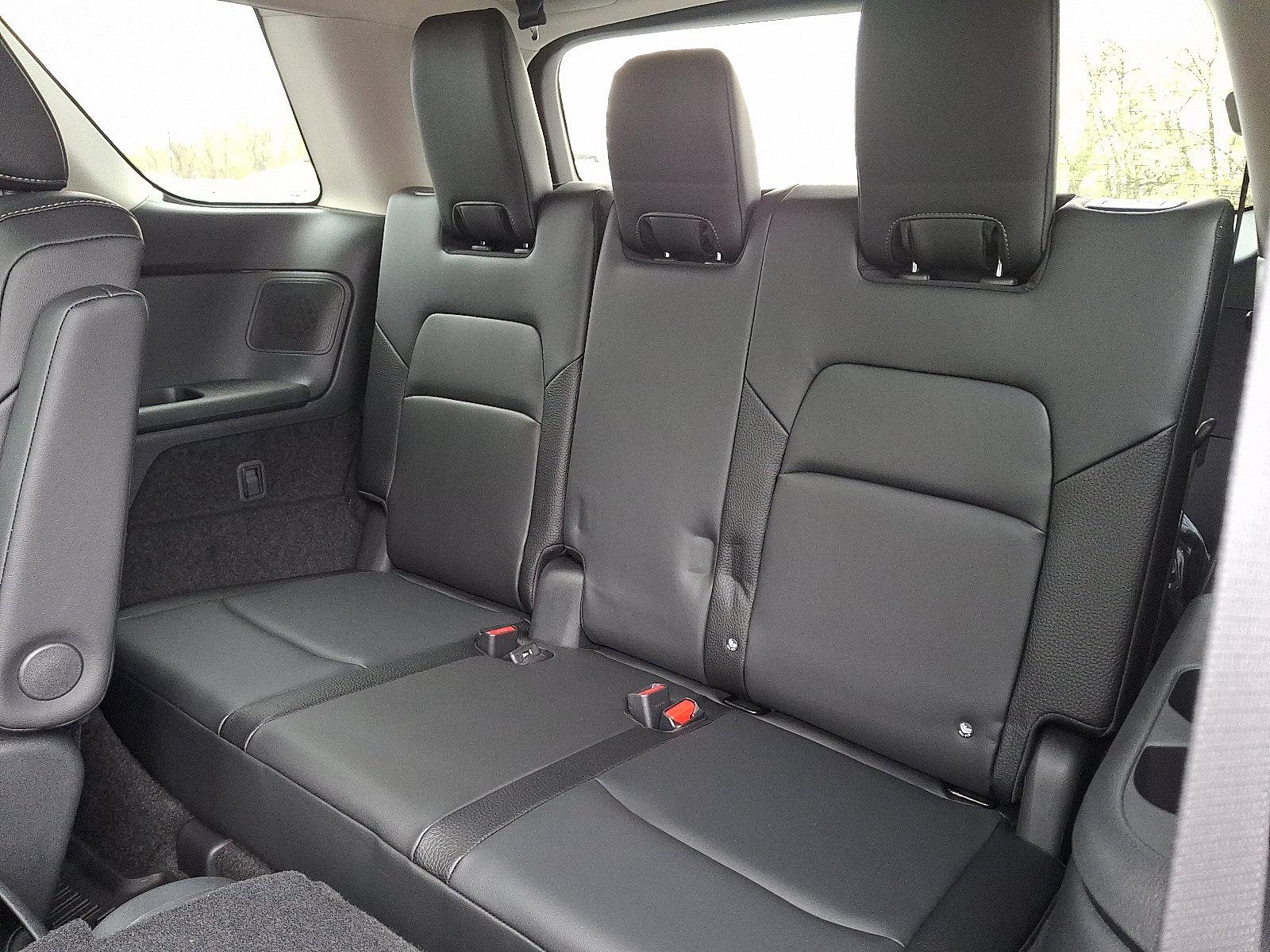 2025 Nissan Pathfinder Vehicle Photo in Mechanicsburg, PA 17050-2306