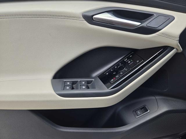 2025 Audi Q6 e-tron Vehicle Photo in SUGAR LAND, TX 77478