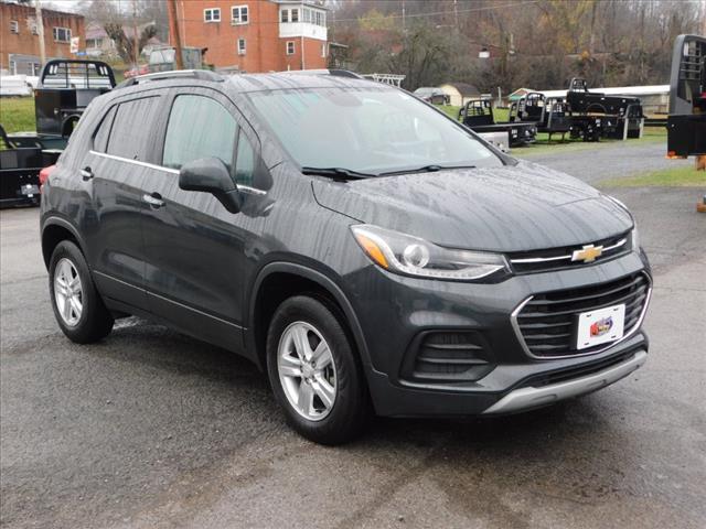 Used 2017 Chevrolet Trax LT with VIN 3GNCJPSB8HL159632 for sale in Honaker, VA