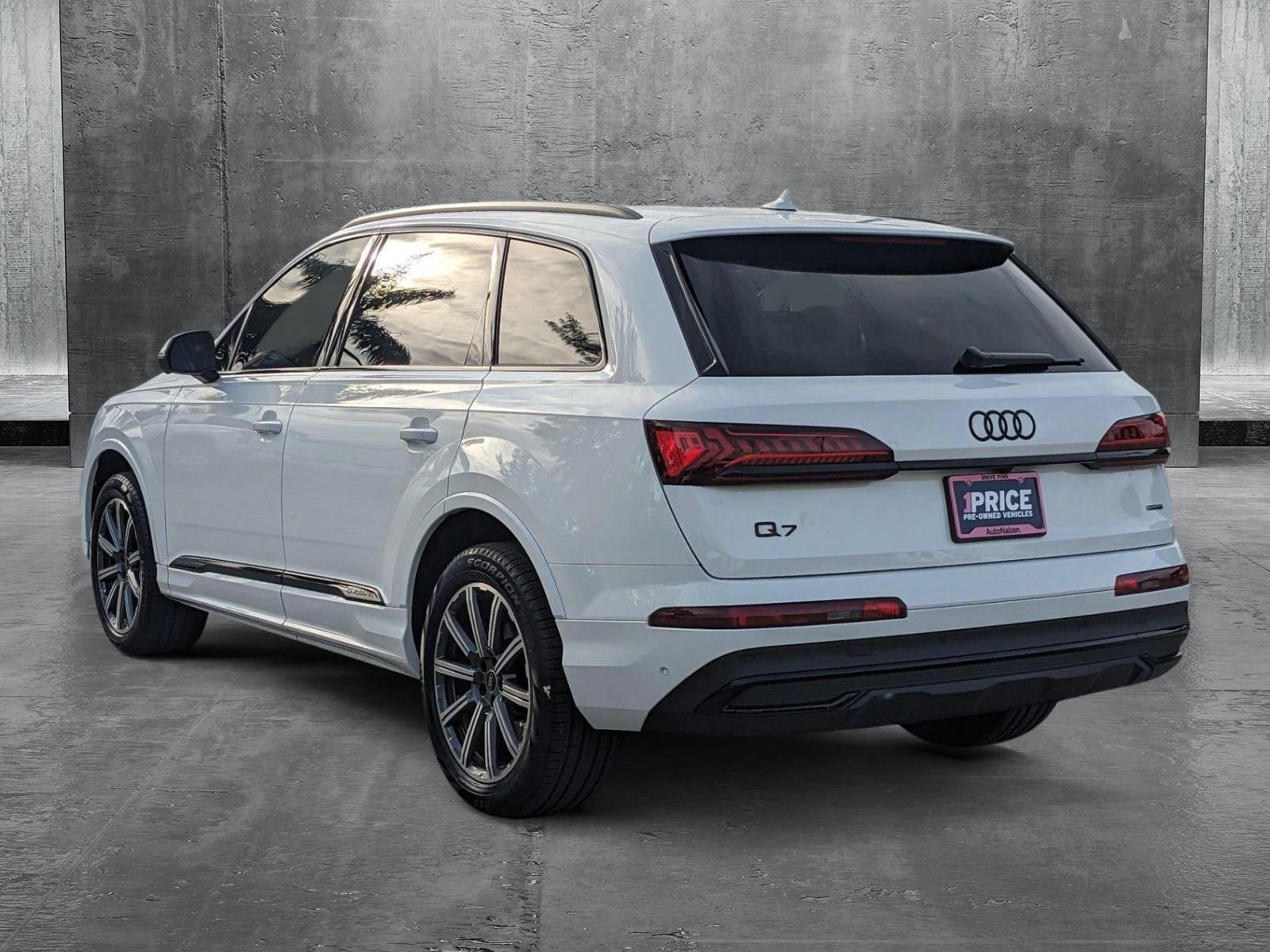 2024 Audi Q7 Vehicle Photo in MIAMI, FL 33172-3015