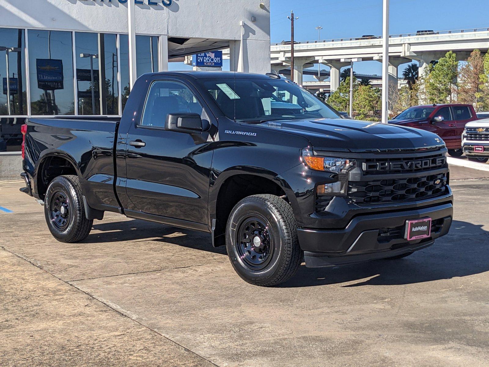 2025 Chevrolet Silverado 1500 Vehicle Photo in HOUSTON, TX 77034-5009