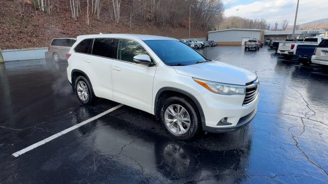 2015 Toyota Highlander Vehicle Photo in MARION, NC 28752-6372