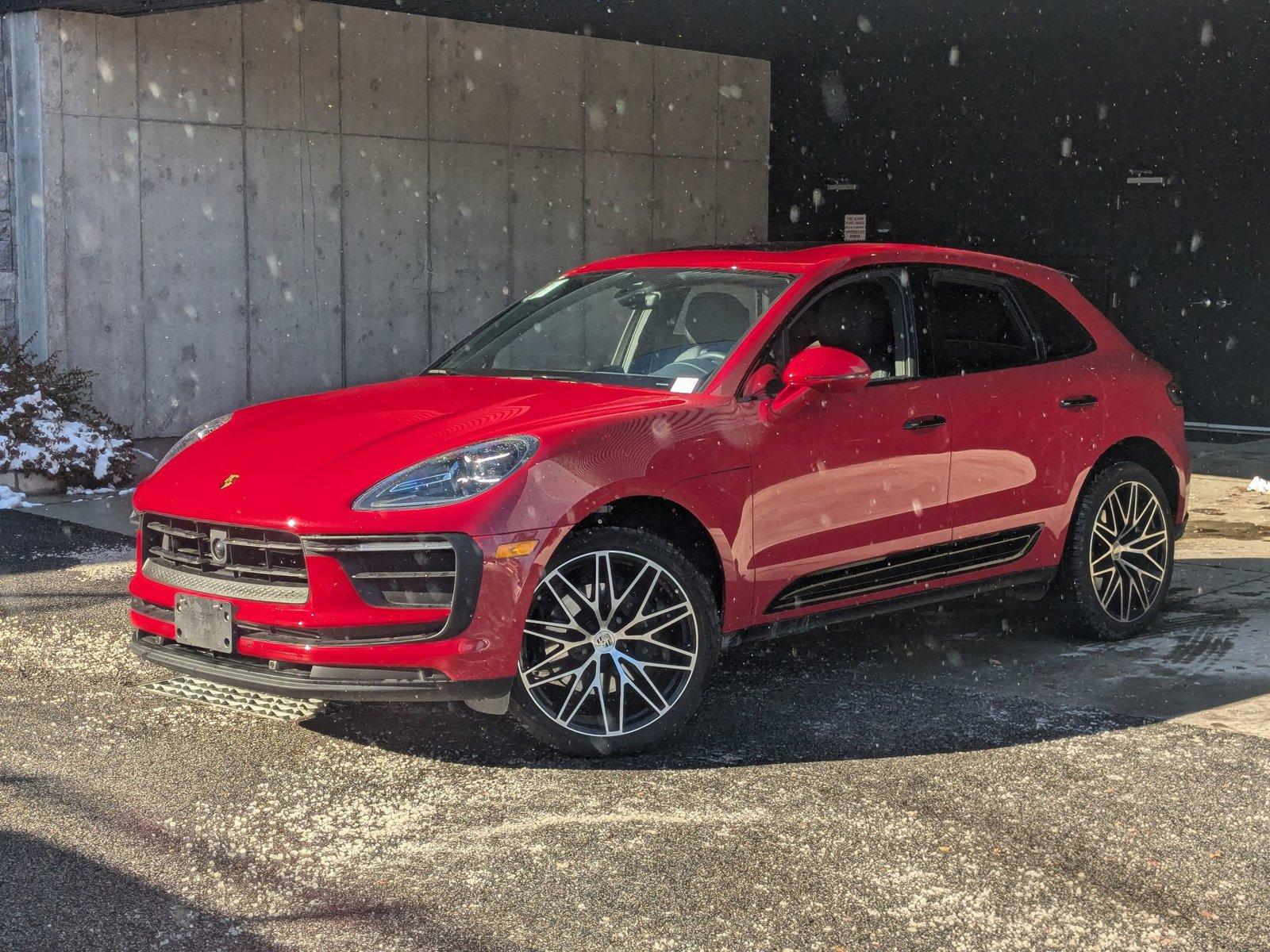 2024 Porsche Macan Vehicle Photo in Towson, MD 21204