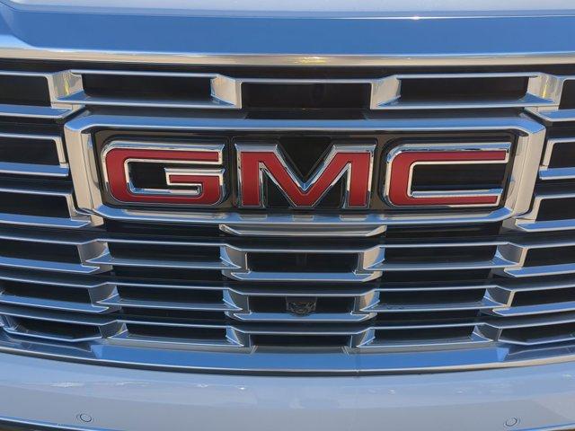 2025 GMC Yukon XL Vehicle Photo in ALBERTVILLE, AL 35950-0246