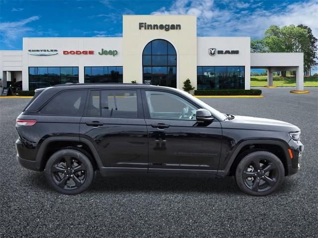 2023 Jeep Grand Cherokee Vehicle Photo in ROSENBERG, TX 77471