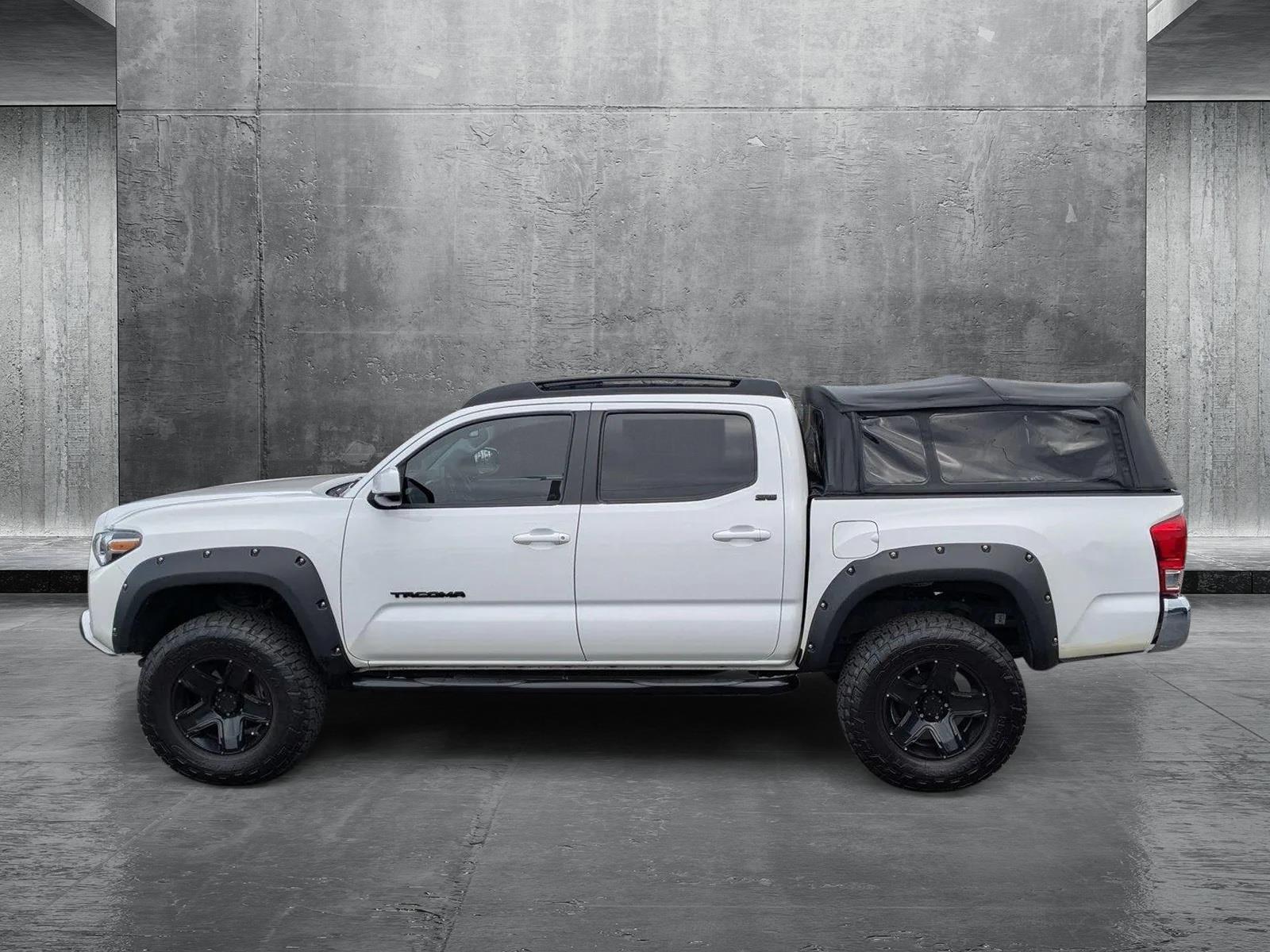 2017 Toyota Tacoma Vehicle Photo in Panama City, FL 32401