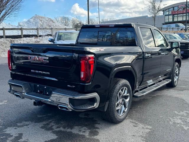 2025 GMC Sierra 1500 Vehicle Photo in LOWELL, MA 01852-4336