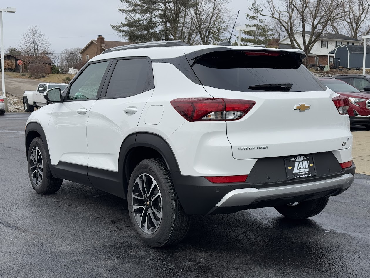 2025 Chevrolet Trailblazer Vehicle Photo in BOONVILLE, IN 47601-9633