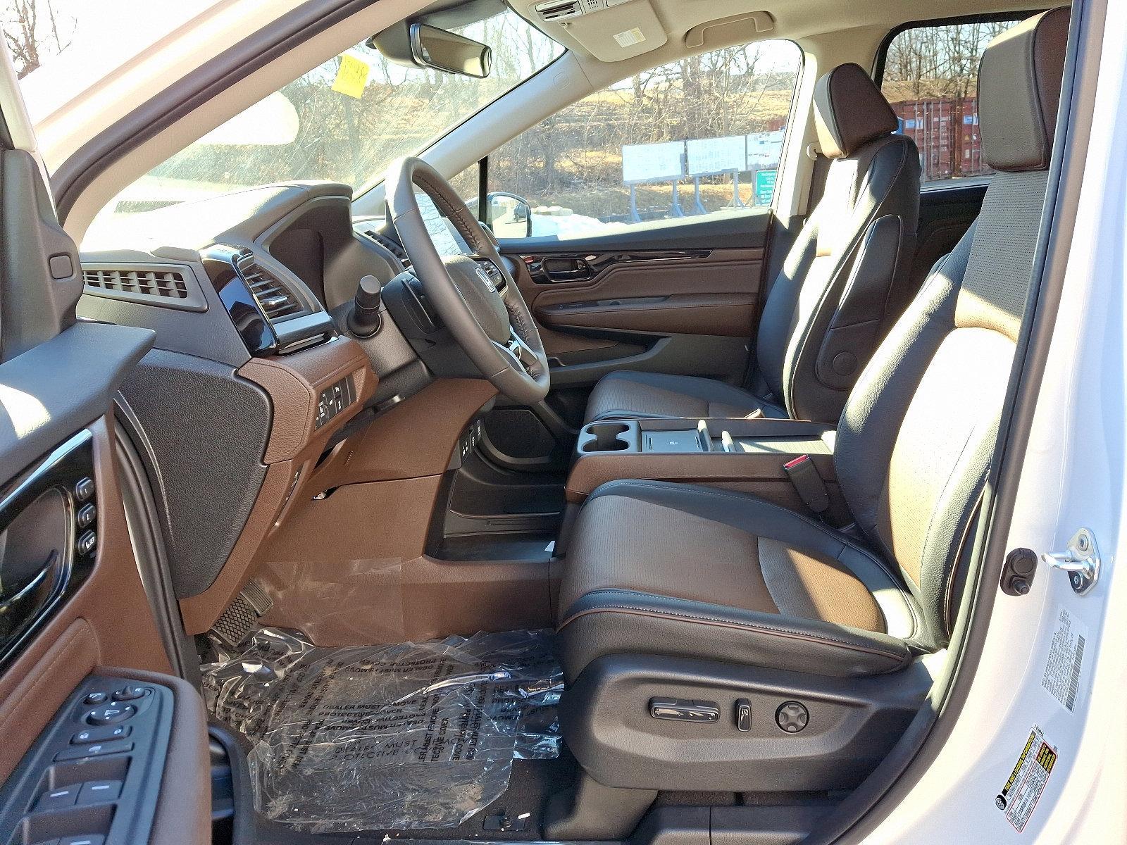 2025 Honda Odyssey Vehicle Photo in Harrisburg, PA 17111