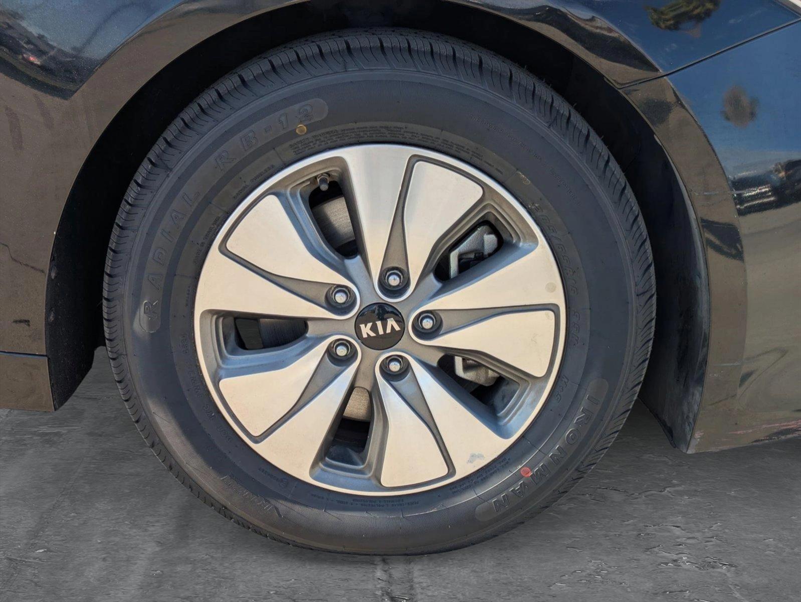 2017 Kia Optima Hybrid Vehicle Photo in Tustin, CA 92782