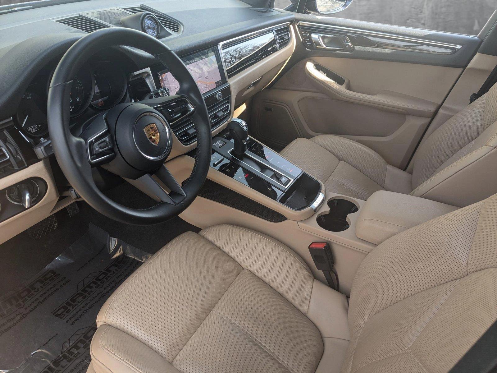 2022 Porsche Macan Vehicle Photo in Towson, MD 21204