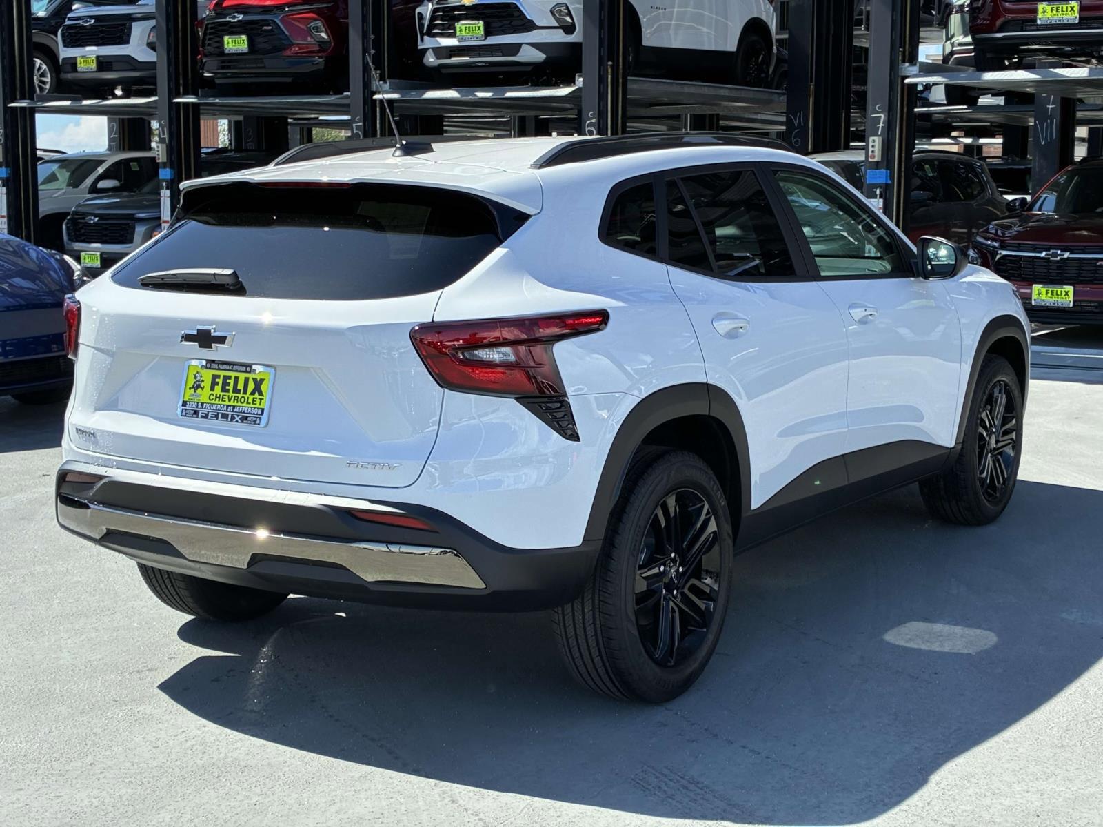 2025 Chevrolet Trax Vehicle Photo in LOS ANGELES, CA 90007-3794