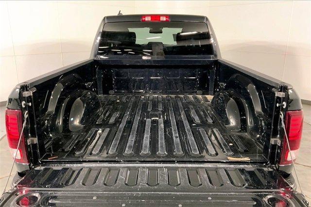 2021 Ram 1500 Classic Vehicle Photo in INDEPENDENCE, MO 64055-1314