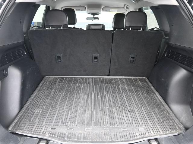 2022 Ford Escape Vehicle Photo in Cedar Rapids, IA 52402