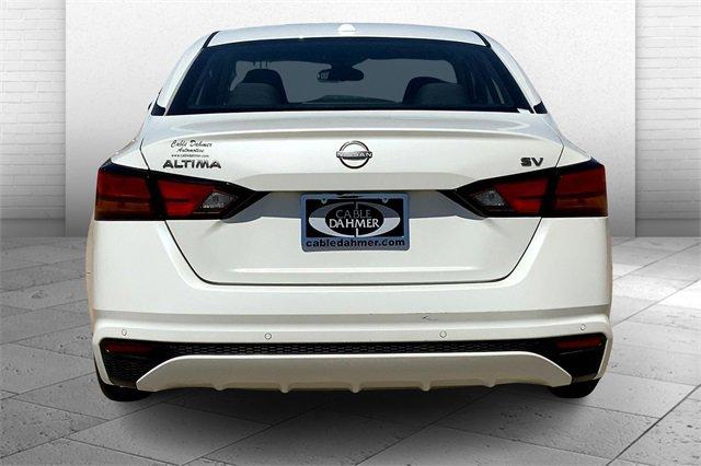 2023 Nissan Altima Vehicle Photo in TOPEKA, KS 66609-0000