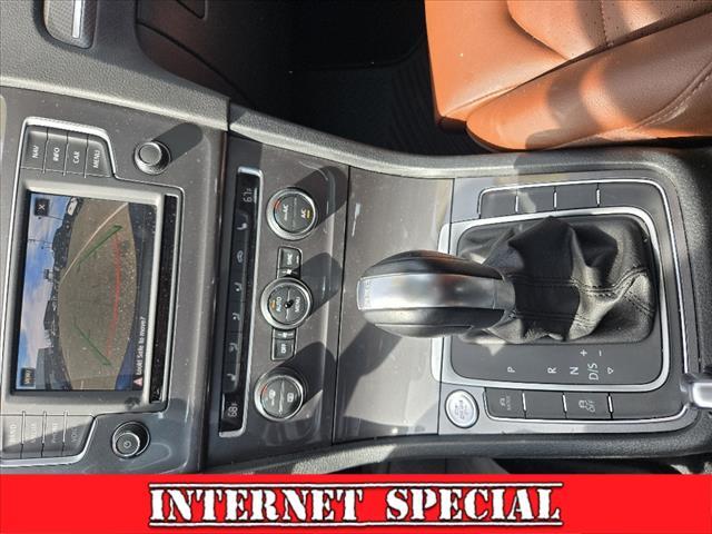 2017 Volkswagen Golf Alltrack Vehicle Photo in LITTLE FALLS, NJ 07424-1717