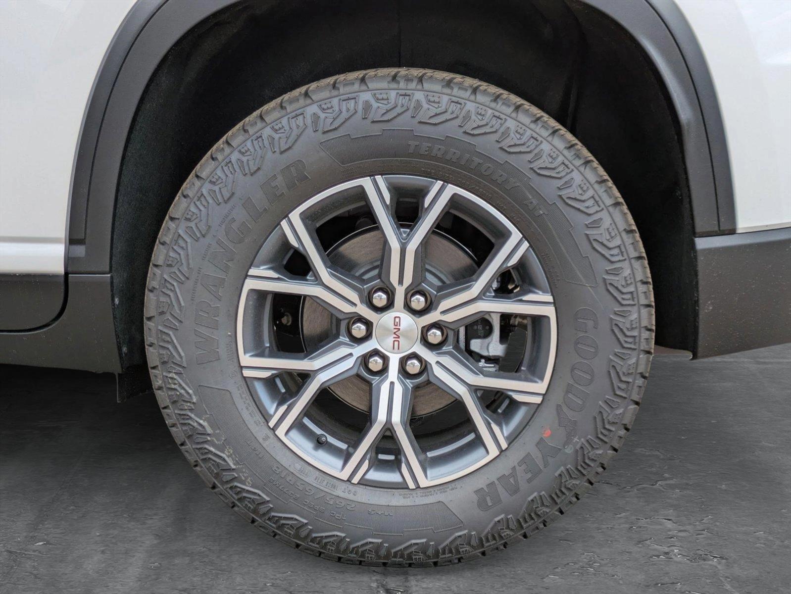 2025 GMC Acadia Vehicle Photo in GOLDEN, CO 80401-3850
