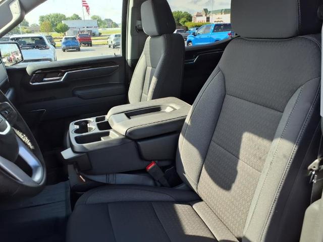 2024 GMC Sierra 1500 Vehicle Photo in EMPORIA, VA 23847-1235