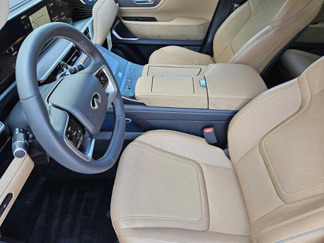 2025 INFINITI QX80 Vehicle Photo in Fort Worth, TX 76132