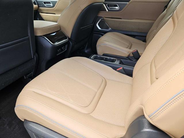 2025 INFINITI QX80 Vehicle Photo in Fort Worth, TX 76132