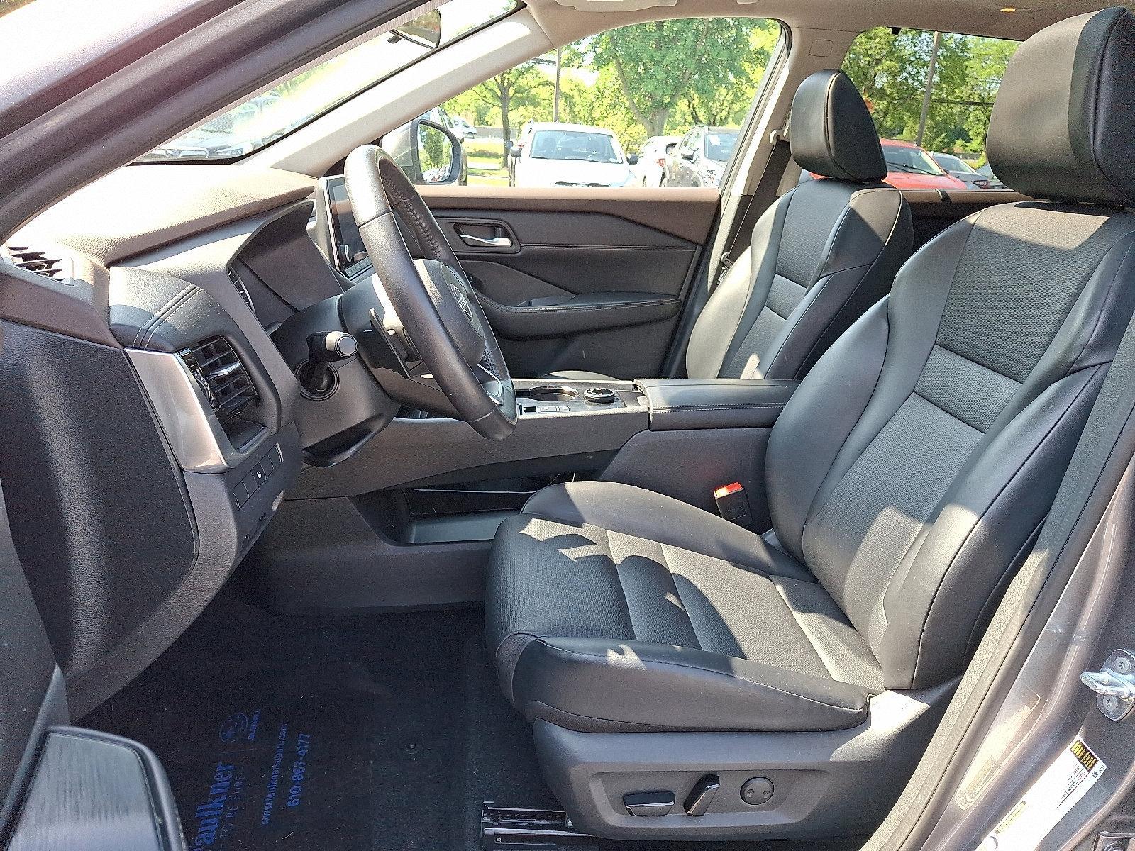 2022 Nissan Rogue Vehicle Photo in Easton, PA 18045