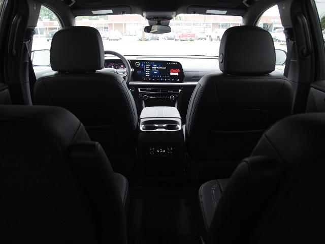 2025 Chevrolet Traverse Vehicle Photo in MADISON, IN 47250-1611