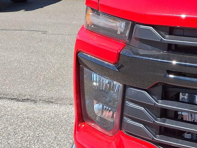 2025 Chevrolet Silverado 3500 HD Chassis Cab Vehicle Photo in DANBURY, CT 06810-5034