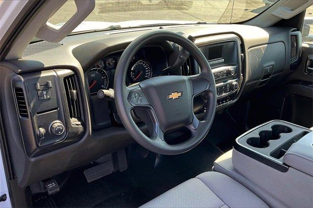 2024 Chevrolet Silverado 5500 HD Vehicle Photo in INDEPENDENCE, MO 64055-1314