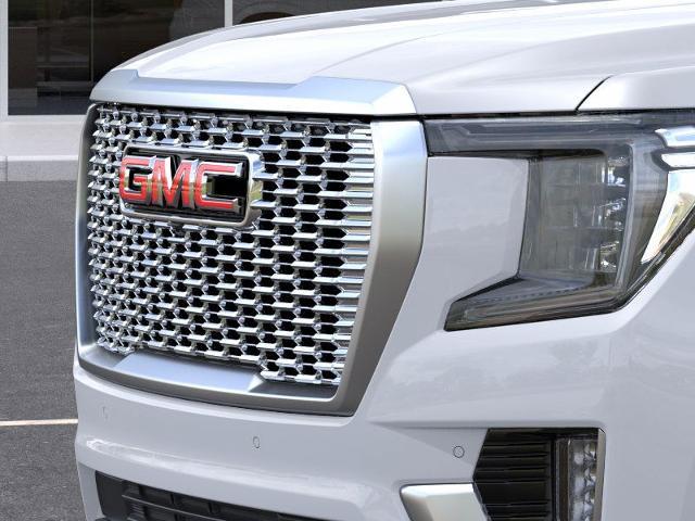2024 GMC Yukon Vehicle Photo in TOPEKA, KS 66609-0000