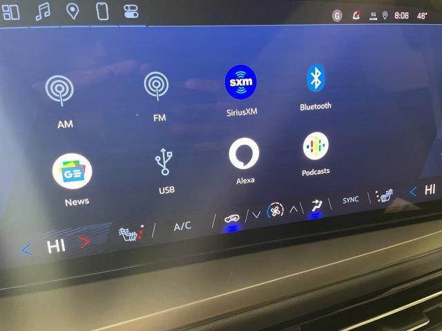 2025 Chevrolet Traverse Vehicle Photo in PHOENIX, AZ 85014-3381