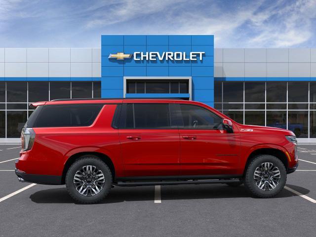 2025 Chevrolet Suburban Vehicle Photo in VALENCIA, CA 91355-1705