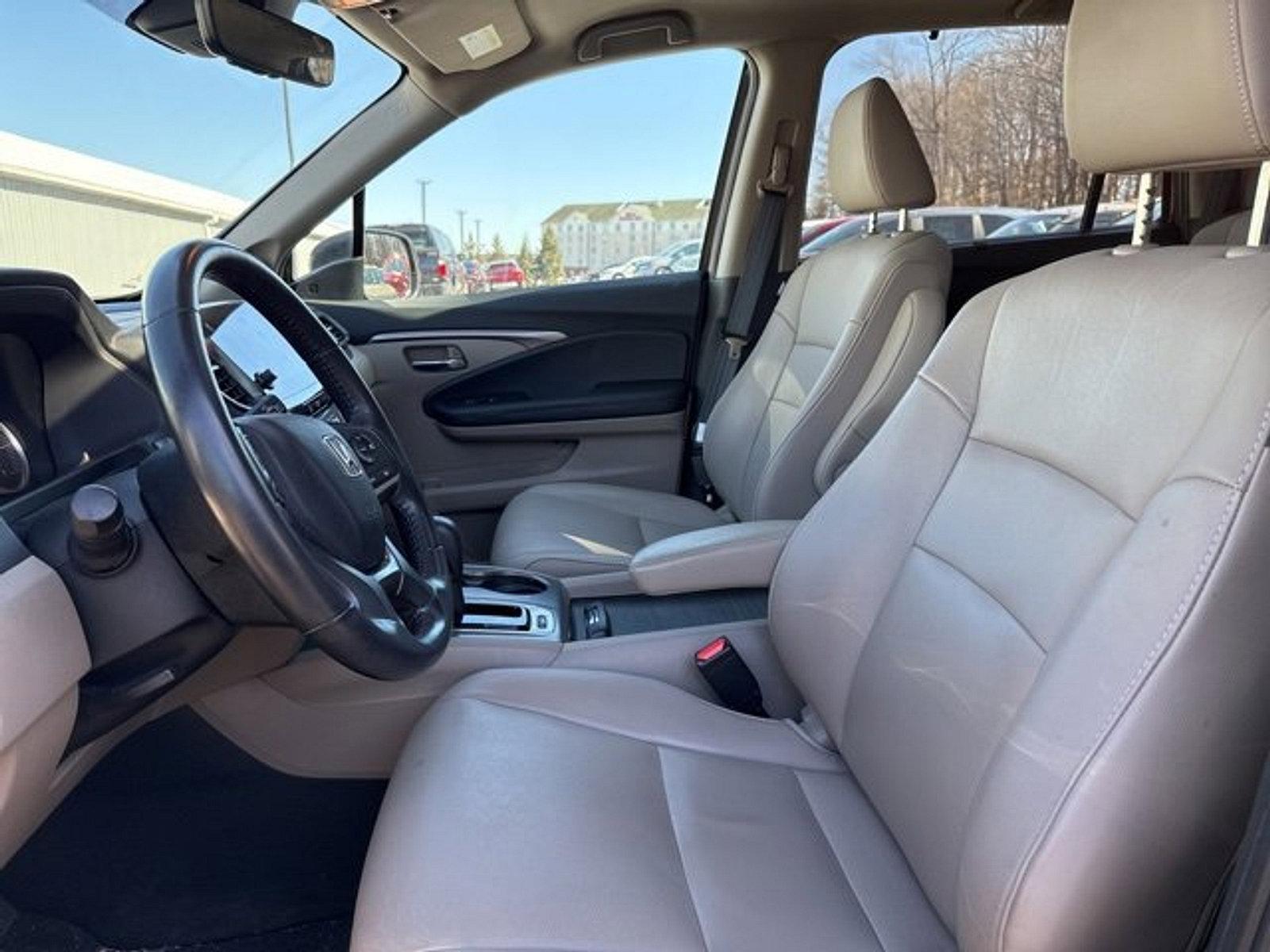 2020 Honda Pilot Vehicle Photo in Harrisburg, PA 17111