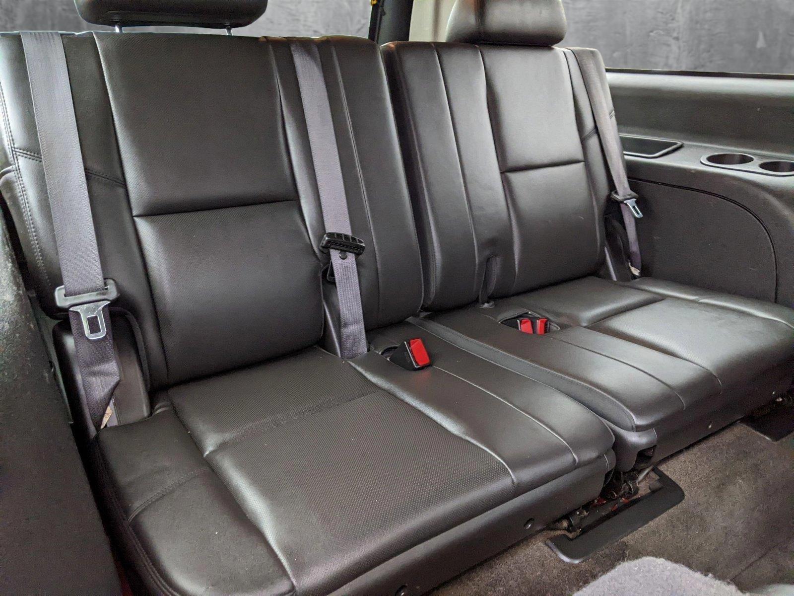 2013 Cadillac Escalade ESV Vehicle Photo in TIMONIUM, MD 21093-2300