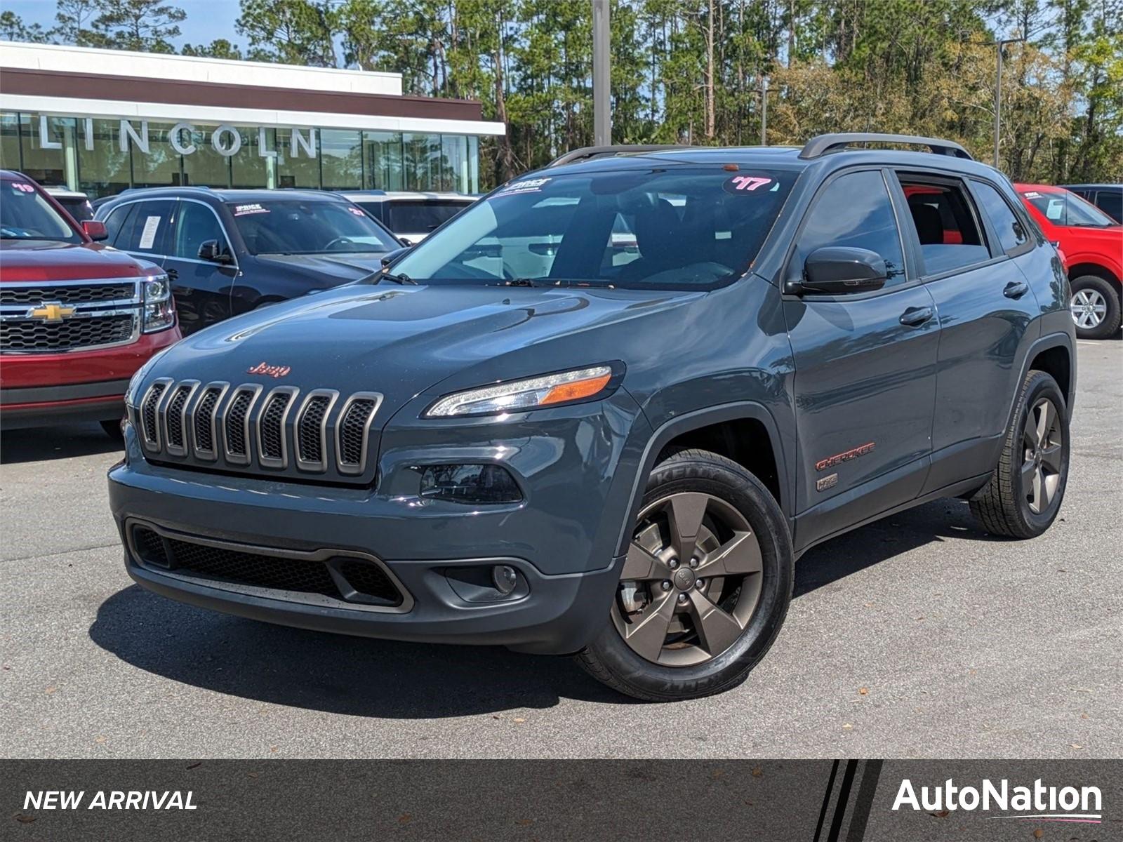 2017 Jeep Cherokee Vehicle Photo in Jacksonville, FL 32244