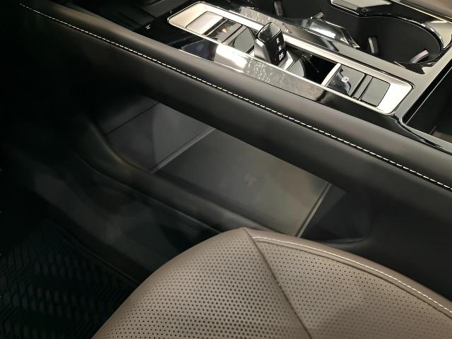 2025 Volkswagen Atlas Vehicle Photo in Oshkosh, WI 54904