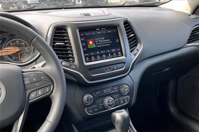 2022 Jeep Cherokee Vehicle Photo in INDEPENDENCE, MO 64055-1314