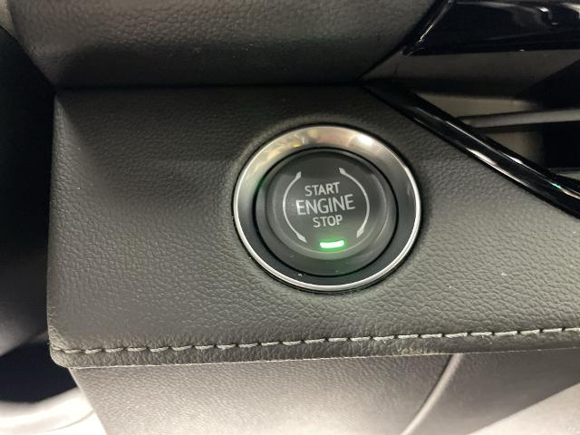 2025 Buick Enclave Vehicle Photo in GILBERT, AZ 85297-0402