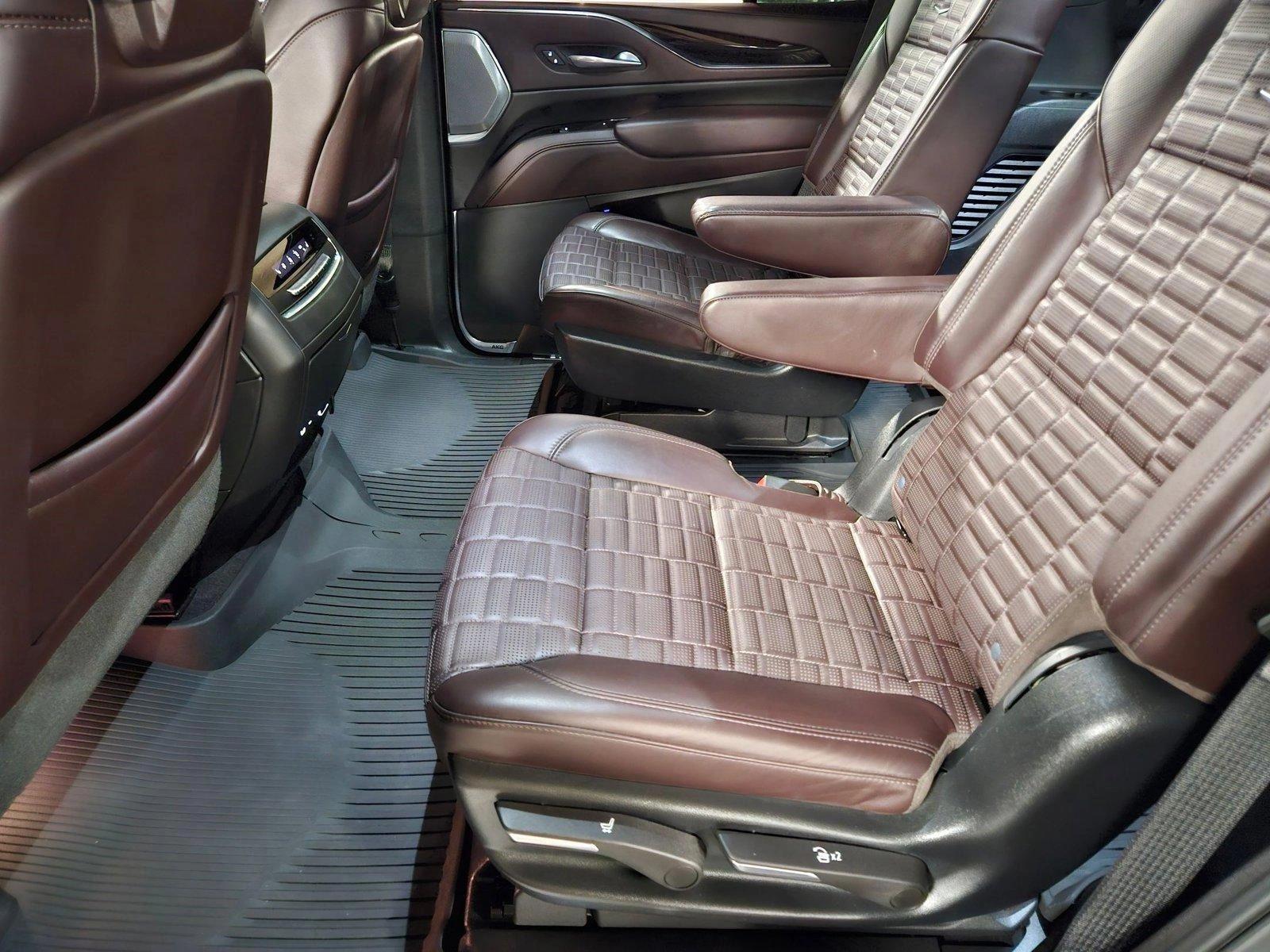 2023 Cadillac Escalade Vehicle Photo in Tampa, FL 33614