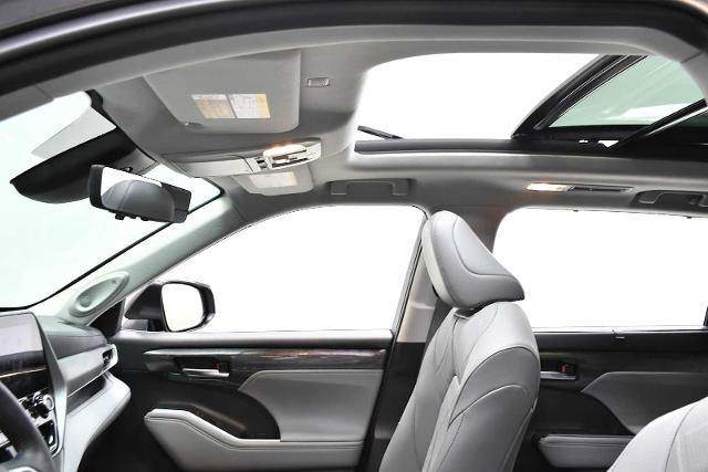 2021 Toyota Highlander Vehicle Photo in DALLAS, TX 75235